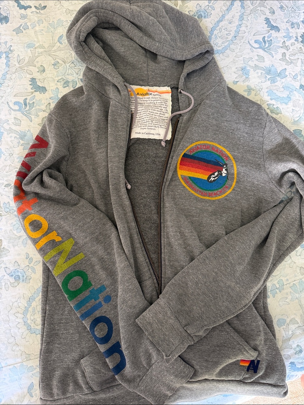Aviator Nation women’s Gray Rainbow Logo Zip Hoodie Size L